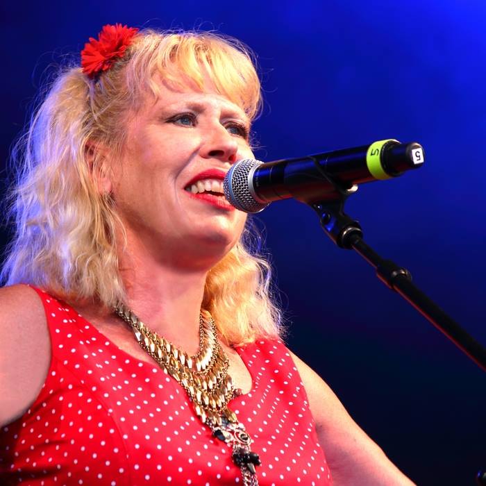 Hazel O'Connor 1, Chilfest July 2013